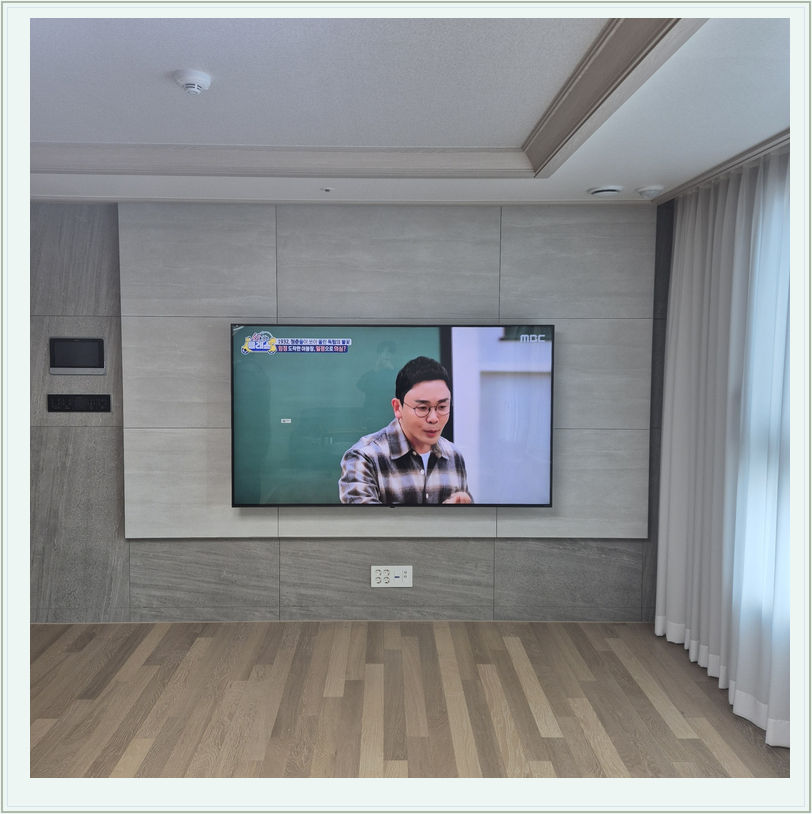 벽걸이TV 벽면 거치 참고 37-1